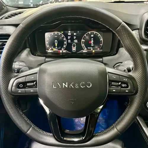 900x675_0_q87_c42_autohomecar__ChxpV2mkI7eAAgs4AAukGsLW8wI119.jpg.webp Used Lynk & Co 03 2021 1.5TD DCT Plus