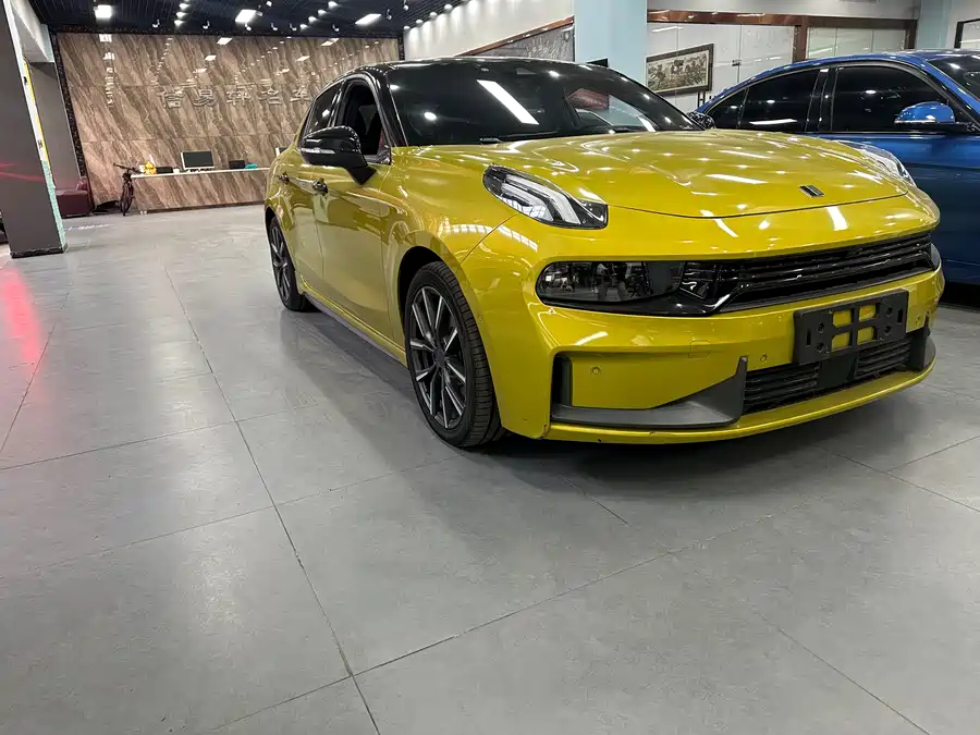 900x675_0_q87_c42_autohomecar__ChxpV2mlAYCAfFrYAAqiviGE0Bs688.jpg.webp Used Lynk & Co 03 2021 1.5TD DCT Plus