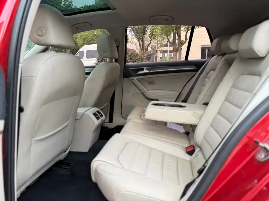 Used Golf 2015 1.4TSI automatic luxury model