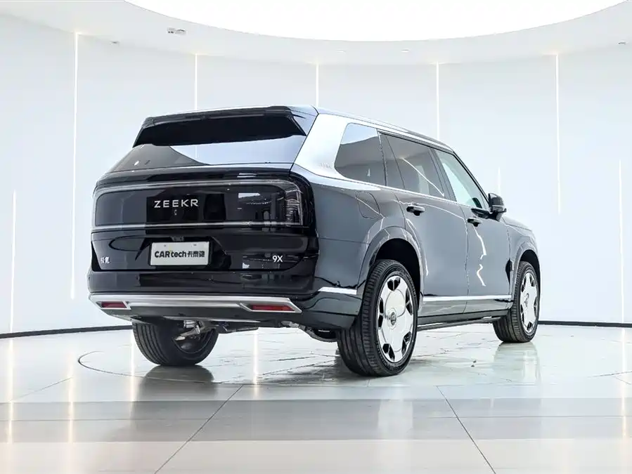 900x675_0_q87_c42_autohomecar__ChxpV2mlUi2AJSeWAAEwwSSD4e4340.jpg.webp Used Zeekr 9X 2025 Hyper Edition 70kWh