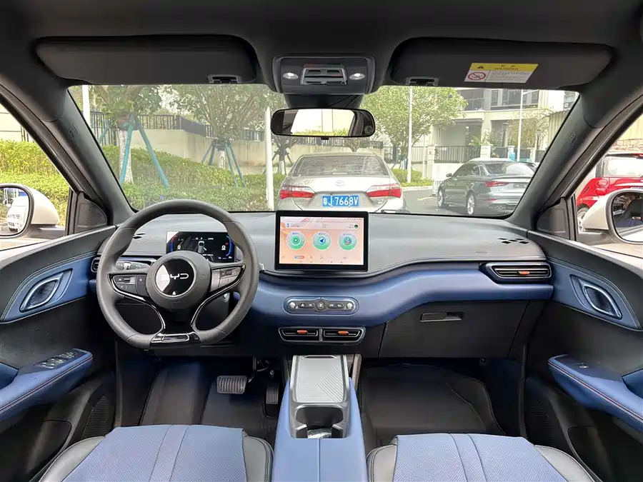 900x675_0_q87_c42_autohomecar__ChxpV2mm0XqALLPqAAJ4U5CwxE0838.jpg.webp Used BYD Seagull 2025 305km active version
