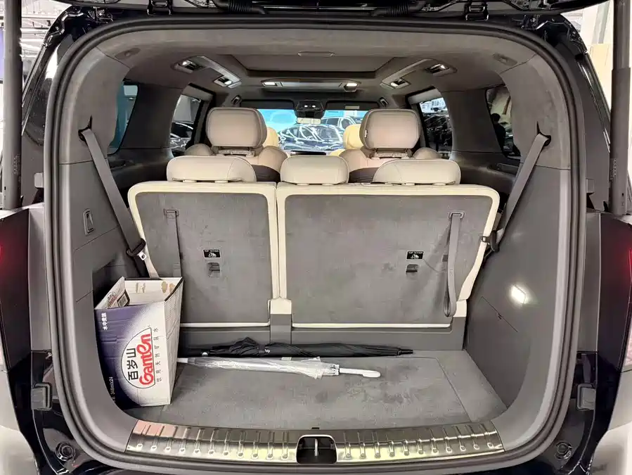 Used Zeekr 009 2024 seven-seat aisle version four-wheel drive 108kWh