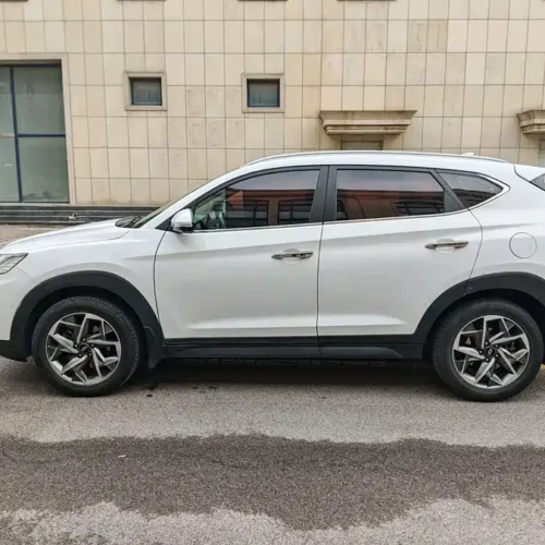 900x675_0_q87_c42_autohomecar__ChxpV2mmfqCACrduAAhcqQ1XiI0017.jpg.webp Used Hyundai Tucson 2019 280TGDi dual-clutch two-wheel drive smart connected version National V