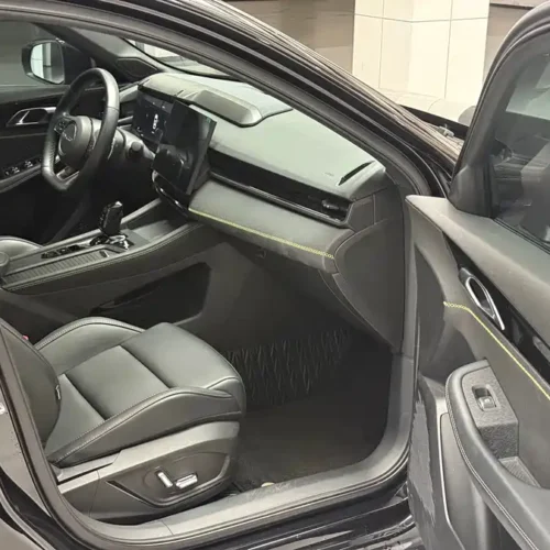 900x675_0_q87_c42_autohomecar__ChxpV2mml0eAL2HfAAlwdvly3hw107.jpg.webp Used Lynk & Co 03 2023 1.5TD DCT Plus
