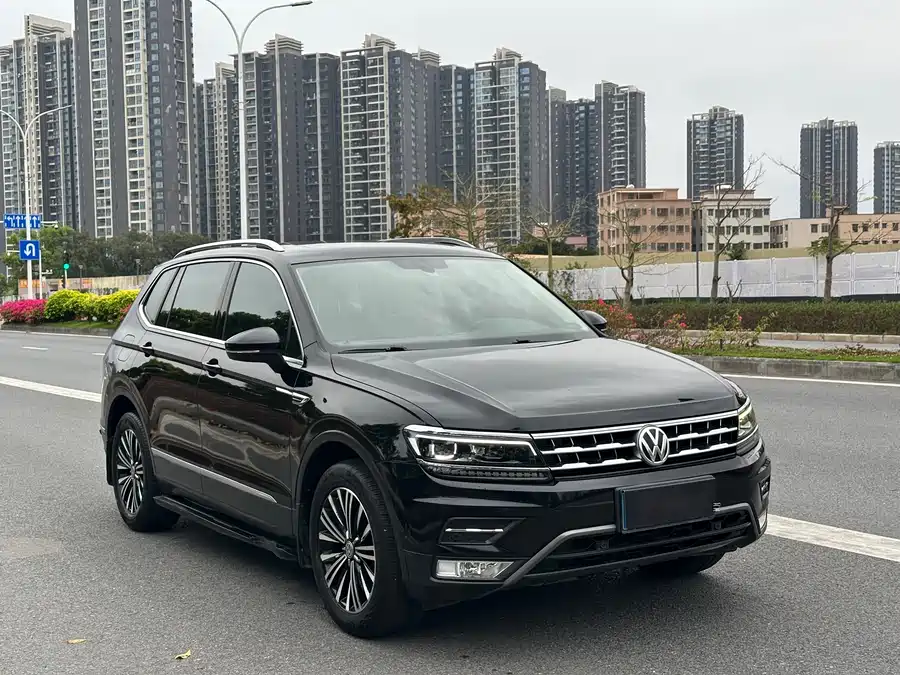 Used Volkswagen Tiguan L 2017 330TSI automatic two-wheel drive flagship version