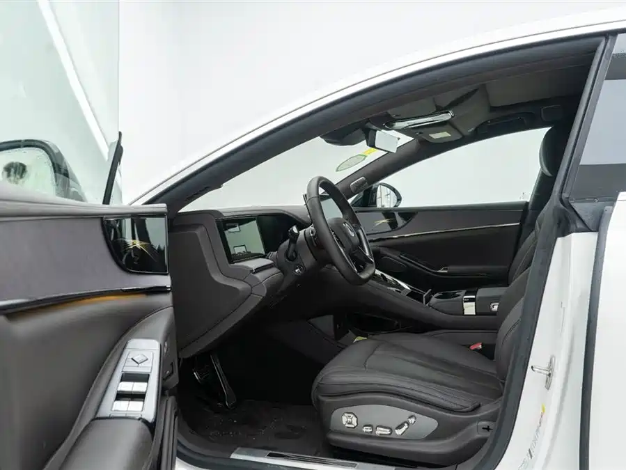 900x675_0_q87_c42_autohomecar__ChxpV2mn2h-AIy7TAAFVSvw4C9c322.jpg.webp Used Denza Z9 2024 1100km four-wheel drive Ultra version