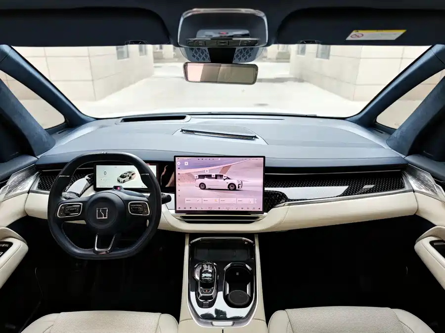 Used Zeekr 009 2024 six-seat executive version four-wheel drive 108kWh