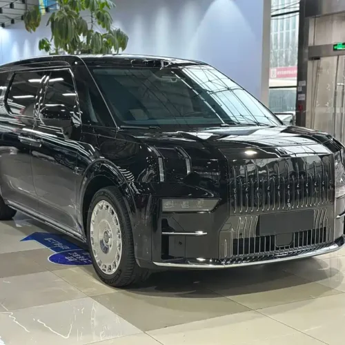 900x675_0_q87_c42_autohomecar__ChxpV2mn95OAQbiYAAlskogs2G0518.jpg.webp Used Zeekr 009 2024 Model Glory