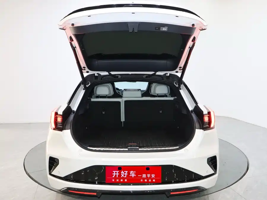 Used Zeekr 001 2026 103-degree four-wheel drive Ultra version