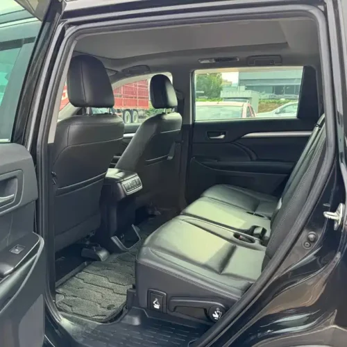 Used Toyota Highlander 2018 2.0T four-wheel drive premium version
