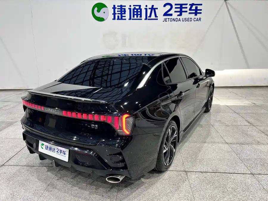 900x675_0_q87_c42_autohomecar__ChxpV2mo4a-ABXUYAAvNP5GBgvs160.jpg.webp Used Lynk & Co 03 2023 1.5TD DCT Pro