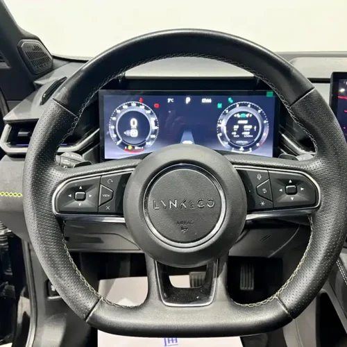 900x675_0_q87_c42_autohomecar__ChxpV2mo4b6AawZ8AAtvoZstugE086.jpg.webp Used Lynk & Co 03 2023 1.5TD DCT Pro