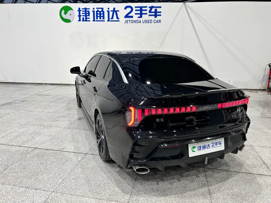 900x675_0_q87_c42_autohomecar__ChxpV2mo4bOAaZ1jAAwnuha2-Cs925.jpg.webp Used Lynk & Co 03 2023 1.5TD DCT Pro