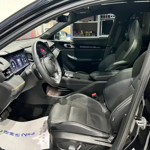 900x675_0_q87_c42_autohomecar__ChxpV2mo4byAJ3xSAAsLttDdQK8753.jpg.webp Used Lynk & Co 03 2023 1.5TD DCT Pro