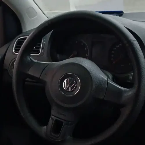 900x675_0_q87_c42_autohomecar__ChxpV2moMECALIR2AAFQaPSmICY564.jpg.webp Used Volkswagen Polo 2013 1.6L automatic comfort version