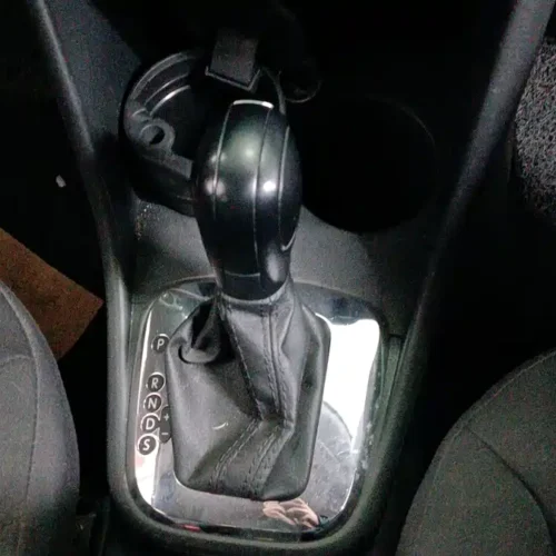 900x675_0_q87_c42_autohomecar__ChxpV2moMEGAOTcfAAIaYnV6uuY420.jpg.webp Used Volkswagen Polo 2013 1.6L automatic comfort version