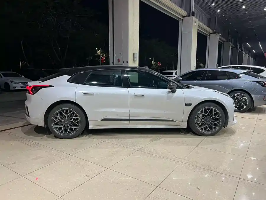 Used Zeekr 001 2024 WE version 100kWh rear drive