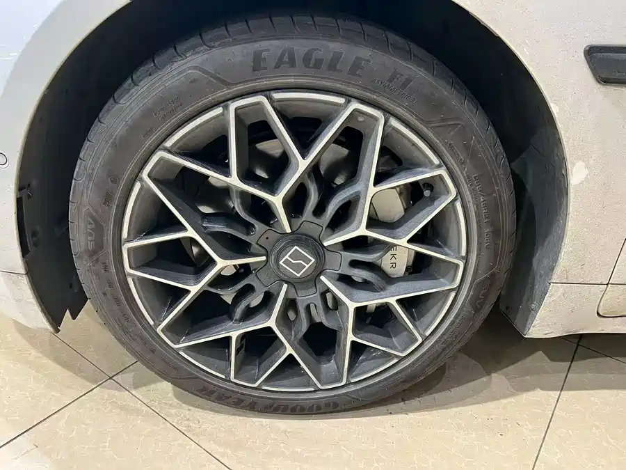 Used Zeekr 001 2024 WE version 100kWh rear drive