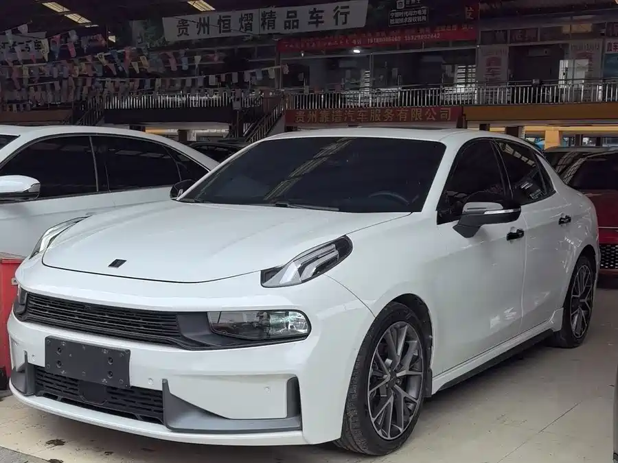 900x675_0_q87_c42_autohomecar__ChxpV2mpIH-AC7tXAAHuofrnTbI477.jpg.webp Used Lynk & Co 03 2022 1.5TD DCT Pro