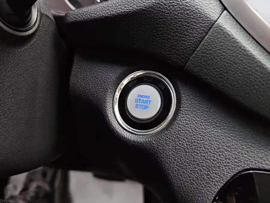 900x675_0_q87_c42_autohomecar__ChxpV2mpYi2AHrhtAAKDh3OckMI971.jpg.webp Used Hyundai Tucson 2015 1.6T dual-clutch two-wheel drive intelligent model