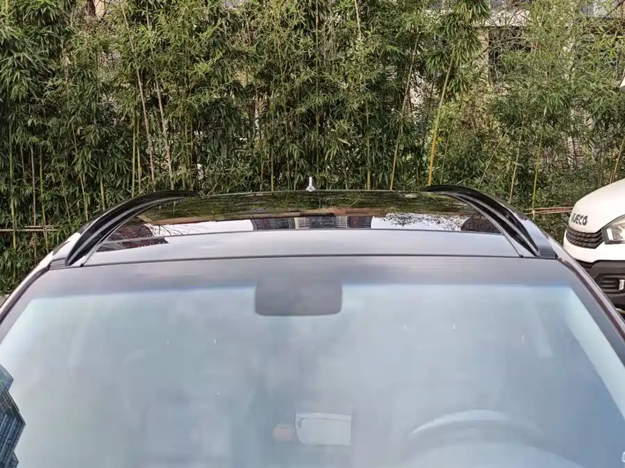 900x675_0_q87_c42_autohomecar__ChxpV2mpYjGALMjtAAOKqoH0Y4g270.jpg.webp Used Hyundai Tucson 2015 1.6T dual-clutch two-wheel drive intelligent model