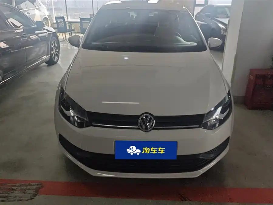 Used Volkswagen Polo 2018 1.5L automatic safe driving model