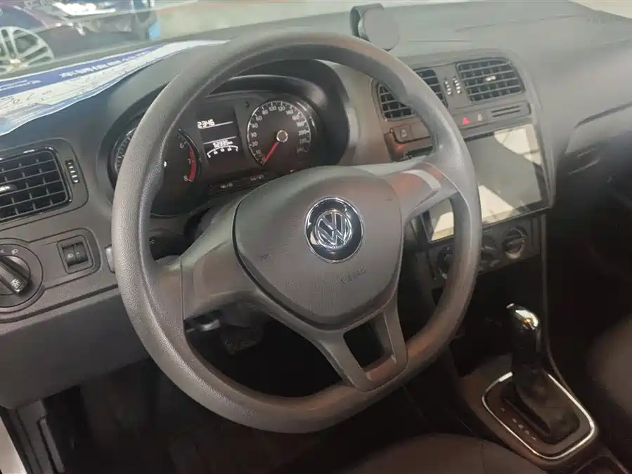 Used Volkswagen Polo 2018 1.5L automatic safe driving model