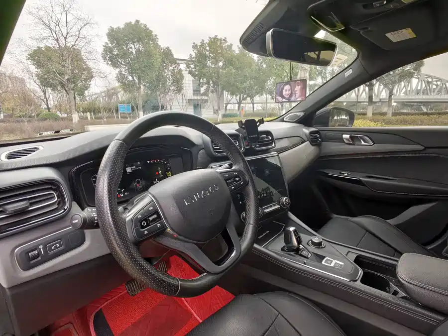 900x675_0_q87_c42_autohomecar__ChxpV2mpph-AJSMKAAftkdkcYuY336.jpg.webp Used Lynk & Co 03 2021 1.5TD DCT Pro