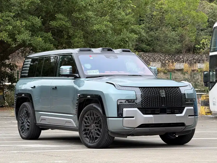 Used BYD Yangwang U8 2023 Deluxe Edition