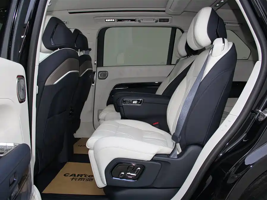 900x675_0_q87_c42_autohomecar__ChxpV2mql_6AfmOcAAGck51U7ic998.jpg.webp Used Zeekr 9X 2025 Hyper Edition 70kWh