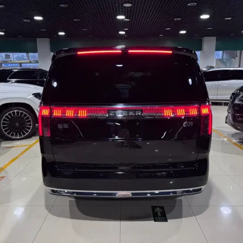 900x675_0_q87_c42_autohomecar__ChxpV2mqq0CAUJhEAAguLwETkos051.jpg.webp Used Zeekr 009 2024 six-seat executive version four-wheel drive 108kWh