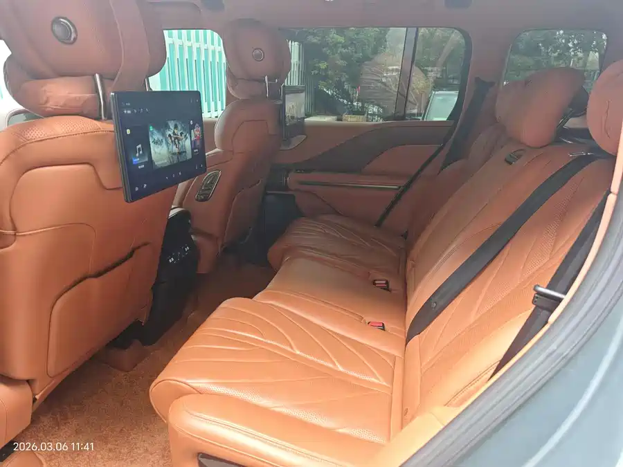 Used BYD Yangwang U8 2024 Off-Road Player Edition