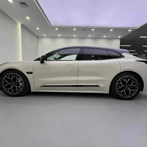 900x675_0_q87_c42_autohomecar__ChxpV2mrj_aAPC60AATLIEGP51w728.jpg.webp Used Zeekr 001 2025 YOU version 100kWh four-wheel drive