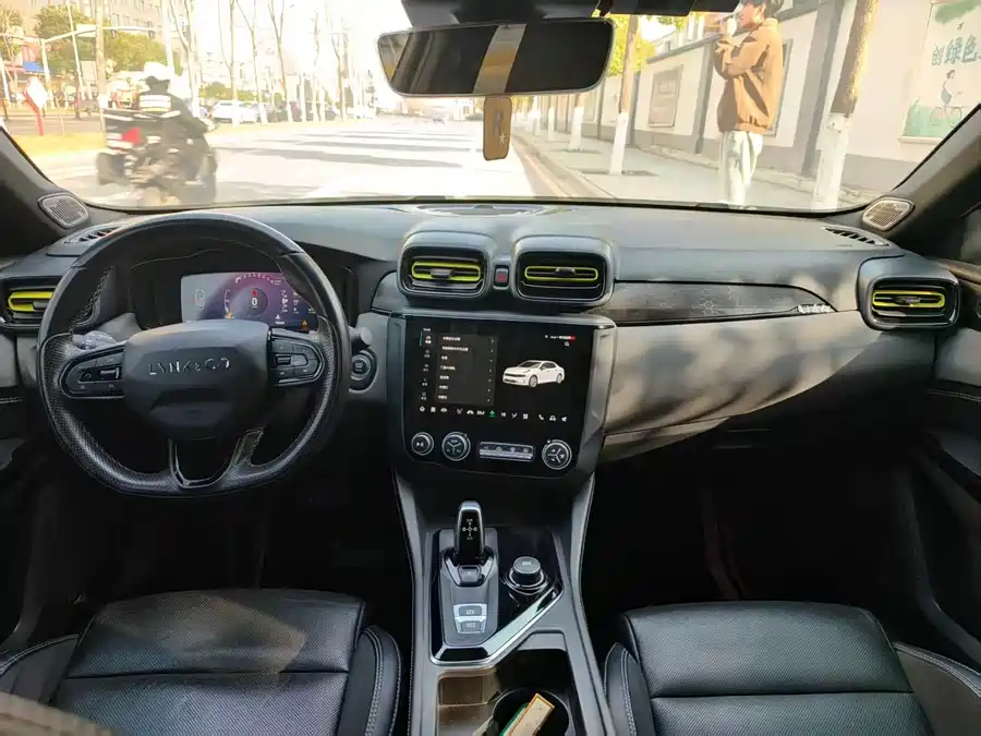 900x675_0_q87_c42_autohomecar__ChxpV2mryaOAKLaFAAM_Y6zim1c191.jpg.webp Used Lynk & Co 03 2022 2.0TD DCT Plus