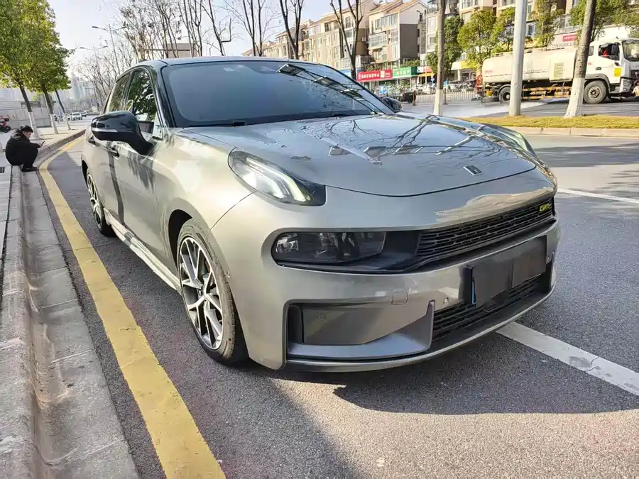 900x675_0_q87_c42_autohomecar__ChxpV2mryaOAOI2xAAXBbcT792A890.jpg.webp Used Lynk & Co 03 2022 2.0TD DCT Plus