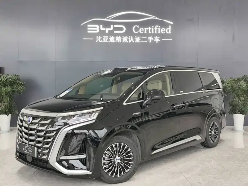 900x675_0_q87_c42_autohomecar__ChxpV2mtH8SATp02AAlMwr-yVhY614.jpg.webp Used Denza D9 2025 DM-i smart driving version 1020 four-wheel drive flagship model