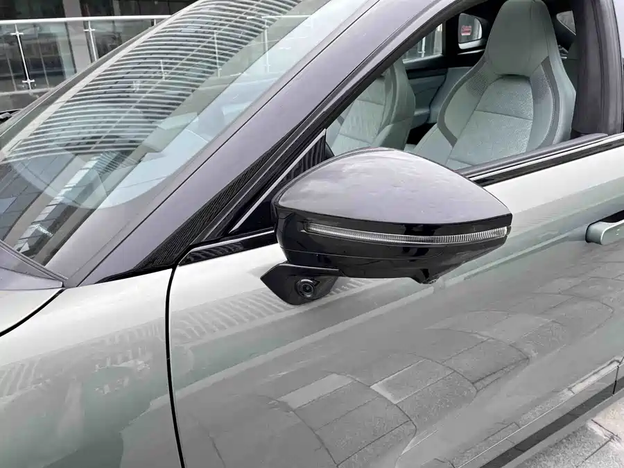 900x675_0_q87_c42_autohomecar__ChxpV2mun_-AFKlfAAUWrnpvcUY399.jpg.webp Used Zeekr 001 2025 WE version 100kWh rear drive