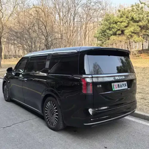 900x675_0_q87_c42_autohomecar__ChxpV2mv1s-AALZJAATwyIHKz4g101.jpg.webp Used Zeekr 009 2024 seven-seat aisle version four-wheel drive 108kWh