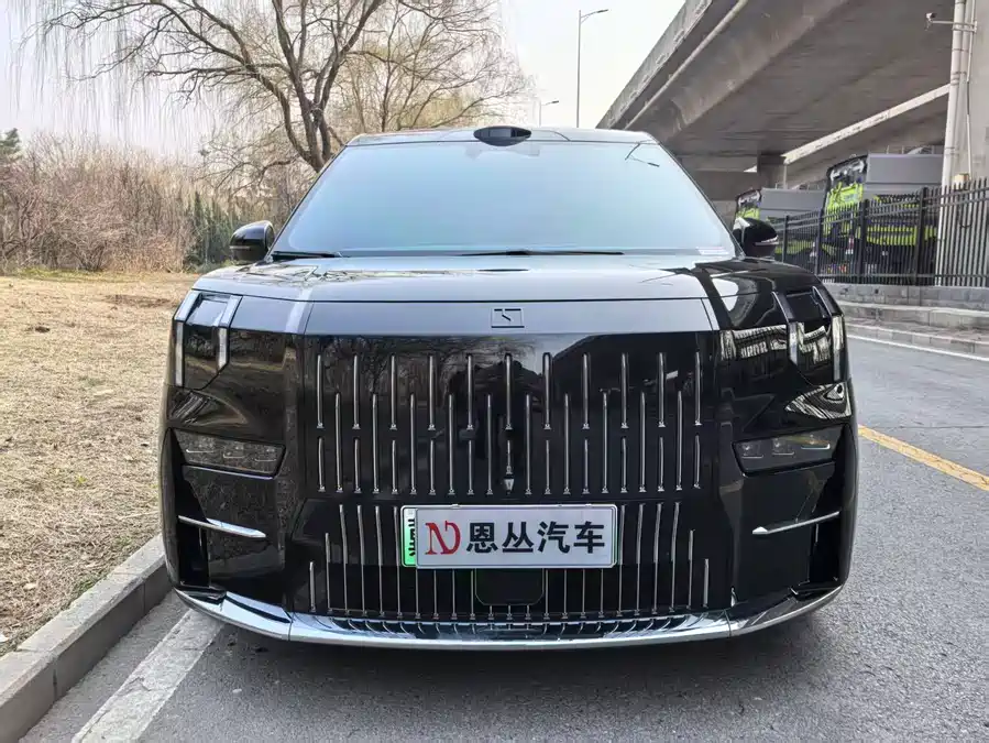 900x675_0_q87_c42_autohomecar__ChxpV2mv1sqAYiQeAAUhD_4xvZA352.jpg.webp Used Zeekr 009 2024 seven-seat aisle version four-wheel drive 108kWh