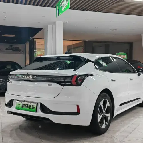 900x675_0_q87_c42_autohomecar__ChxpV2mv5WWAXIS3AASFiMtndTI799.jpg.webp Used Zeekr 001 2023 WE version 86kWh