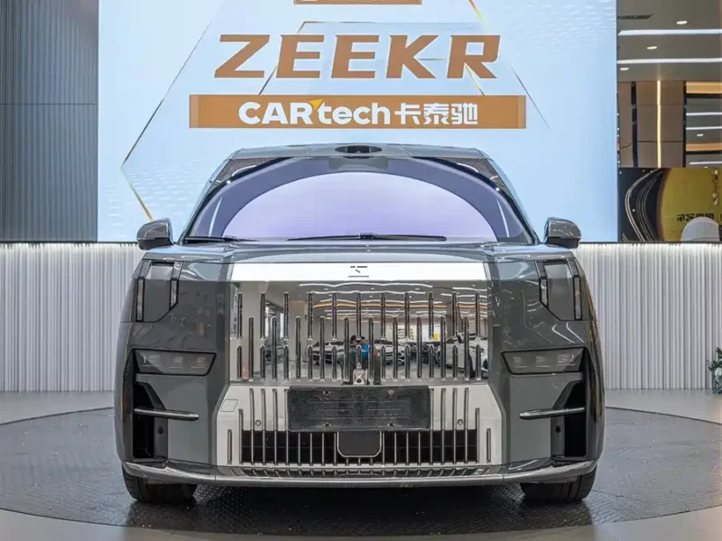 900x675_0_q87_c42_autohomecar__ChxpV2mvdKqAEMz3AAJto1crwc0981.jpg.webp Used Zeekr 009 2024 seven-seater aisle version 108kWh