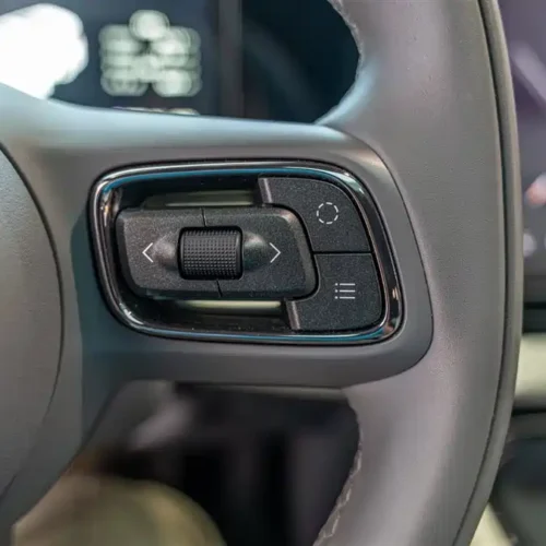 900x675_0_q87_c42_autohomecar__ChxpV2mvdLuAcHxRAAE6BzbpUCQ975.jpg.webp Used Zeekr 009 2024 seven-seater aisle version 108kWh