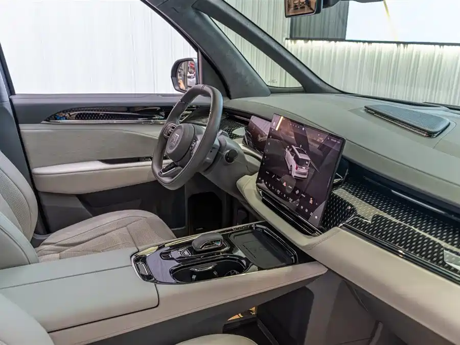 900x675_0_q87_c42_autohomecar__ChxpV2mvdLyAO48aAAG6CL3i_t0782.jpg.webp Used Zeekr 009 2024 seven-seater aisle version 108kWh