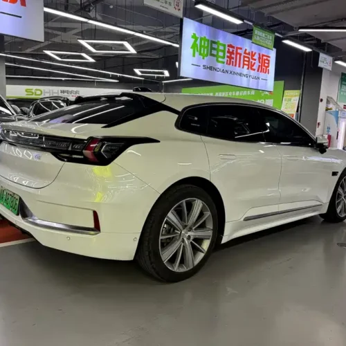 900x675_0_q87_c42_autohomecar__ChxpV2mw98qAV1tTAAjaA10iO2M052.jpg.webp Used Zeekr 001 2022 model super long battery life single motor WE version