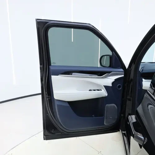 900x675_0_q87_c42_autohomecar__ChxpV2mwM4iAbBFlAAV9OEtHKbA285.jpg.webp Used Zeekr 009 2024 seven-seat aisle version four-wheel drive 108kWh