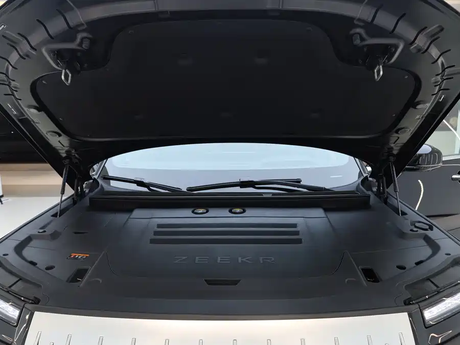 Used Zeekr 9X 2025 Max version 55kWh