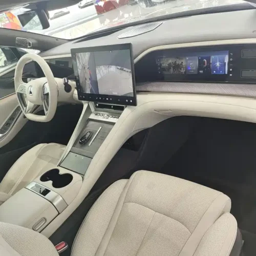 900x675_0_q87_c42_autohomecar__ChxpV2myRKqAJHeoAAhOC74N-L4874.jpg.webp Used Denza Z9 2024 1100km four-wheel drive Max version