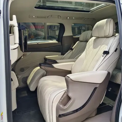 900x675_0_q87_c42_autohomecar__ChxpV2myXDaAAlHUAAgEUQuZr5M164.jpg.webp Used Denza D9 2022 DM-i 970 four-wheel drive flagship model