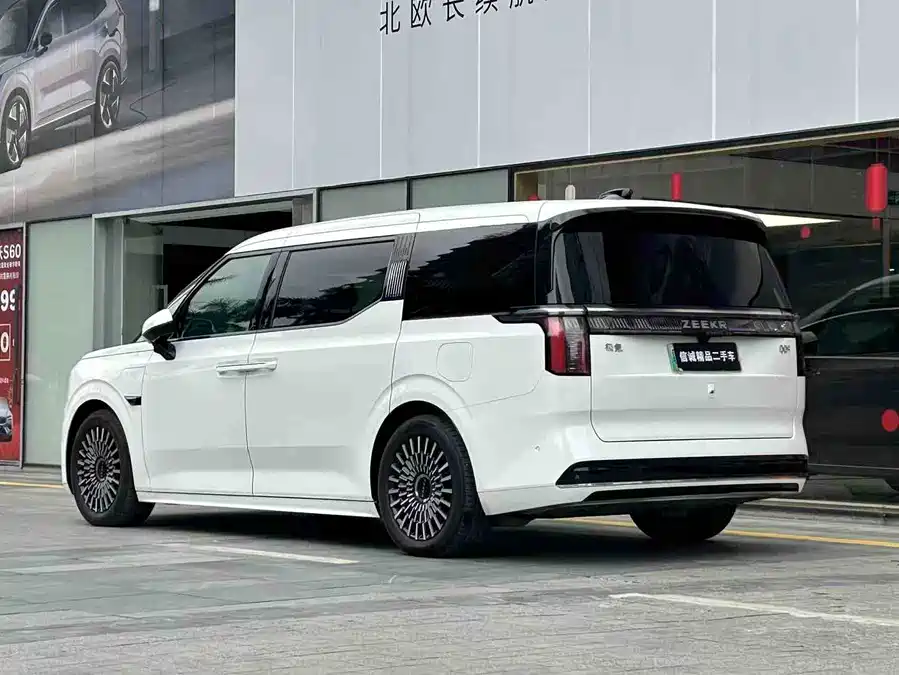 900x675_0_q87_c42_autohomecar__ChxpV2myevqAdT6xAAHNBD32pqA322.jpg.webp Used Zeekr 009 2022 WE version