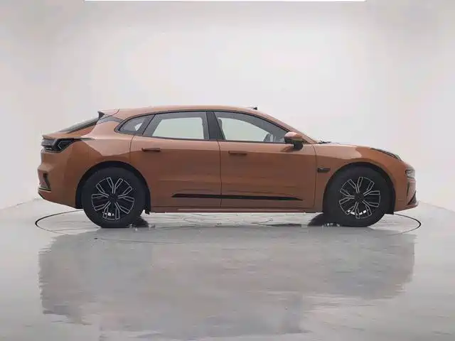 900x675_0_q87_c42_autohomecar__ChxpV2mylneAFiX4AABrsVoVTkw565.jpg.webp Used Zeekr 001 2025 WE version 100kWh rear drive